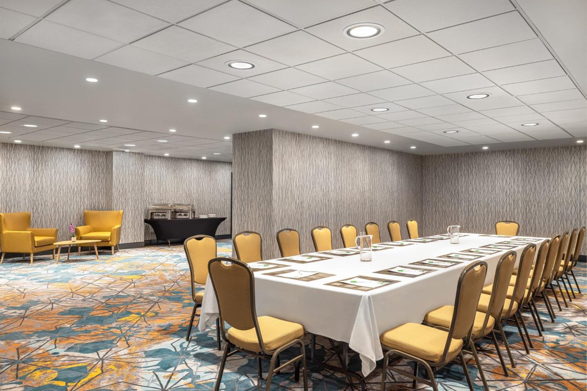 Holiday Inn Toronto Downtown Centre By Ihg Exterior foto