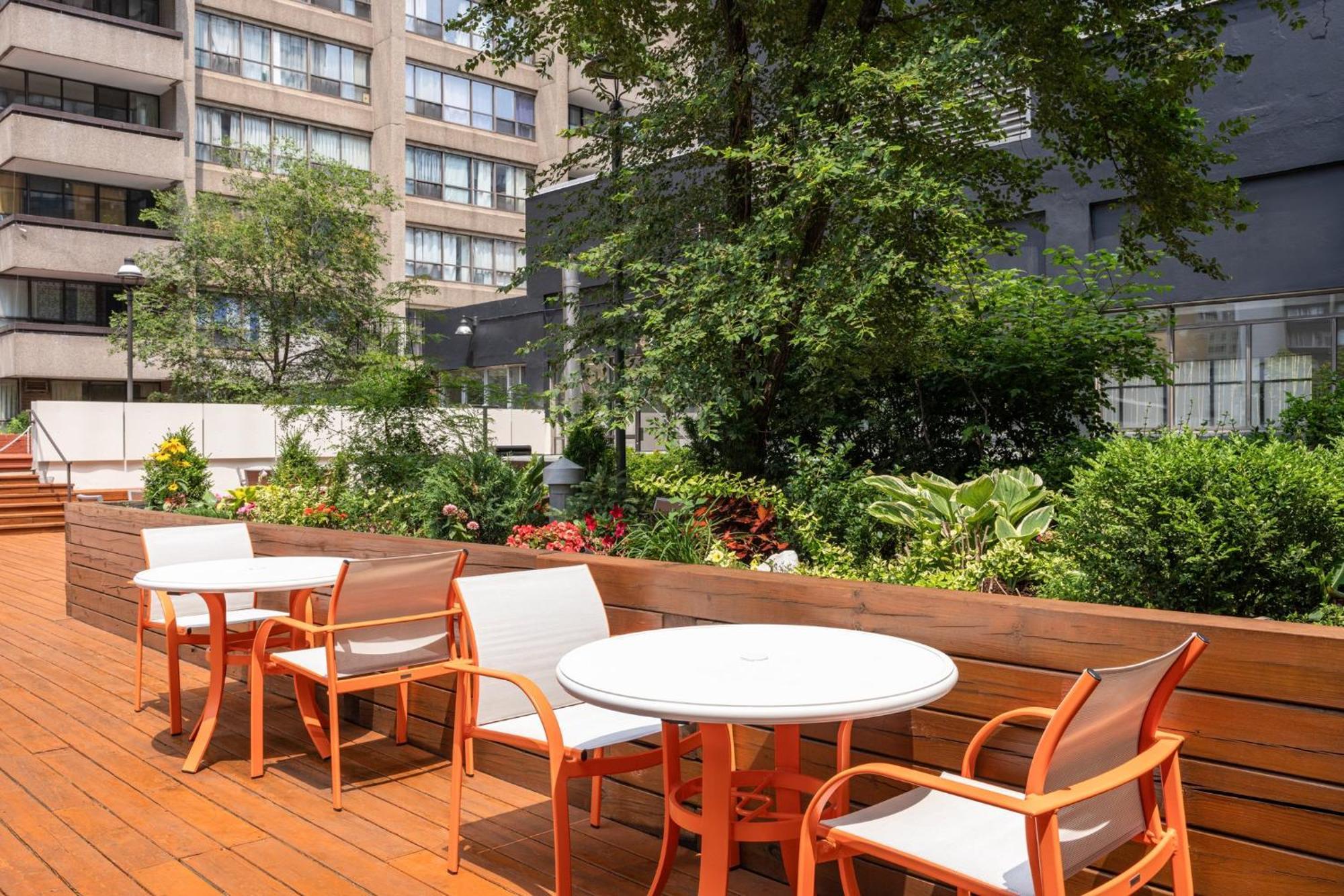 Holiday Inn Toronto Downtown Centre By Ihg Exterior foto