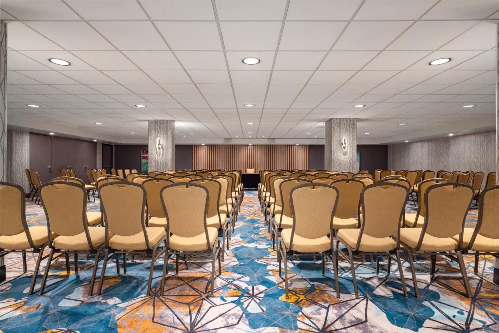 Holiday Inn Toronto Downtown Centre By Ihg Exterior foto